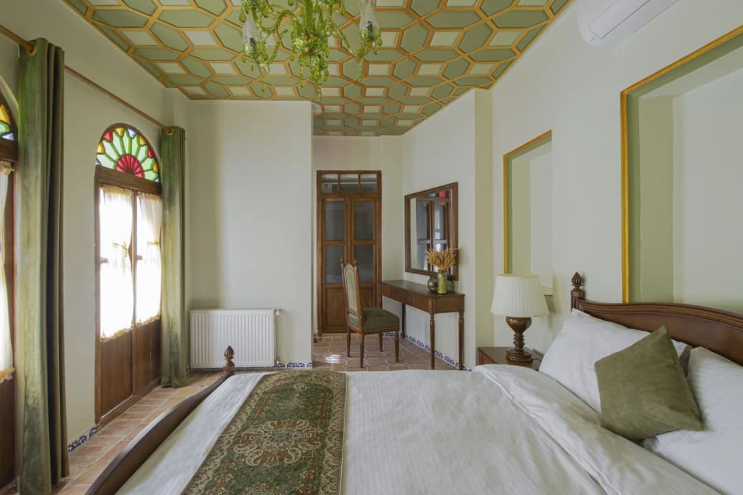 image-gallery