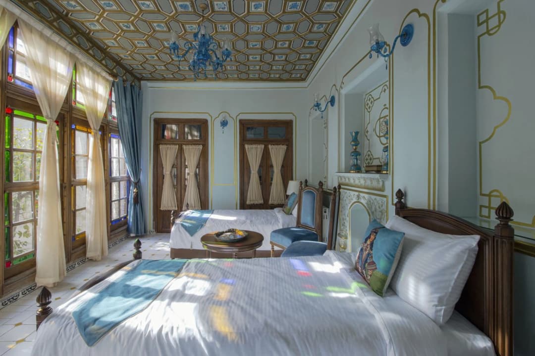 image-gallery